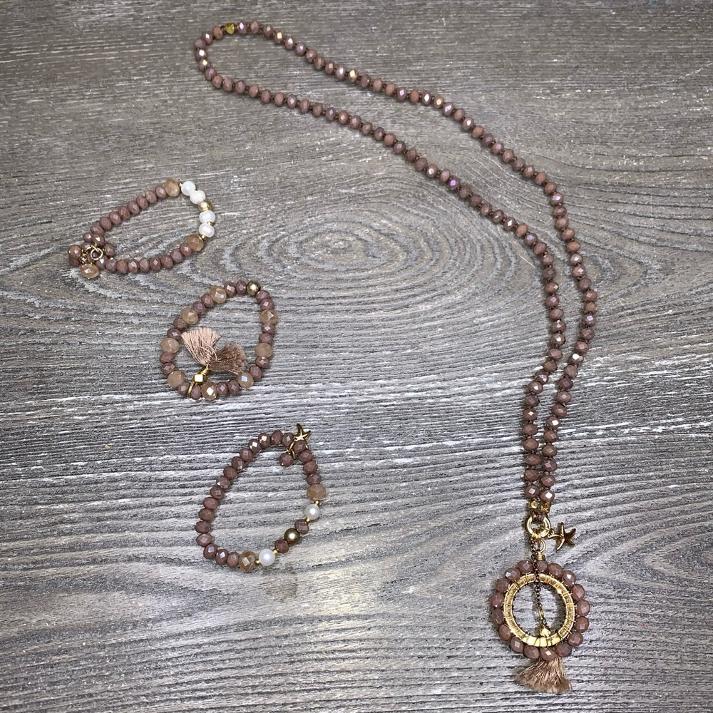 Taupe necklace and bracelet set